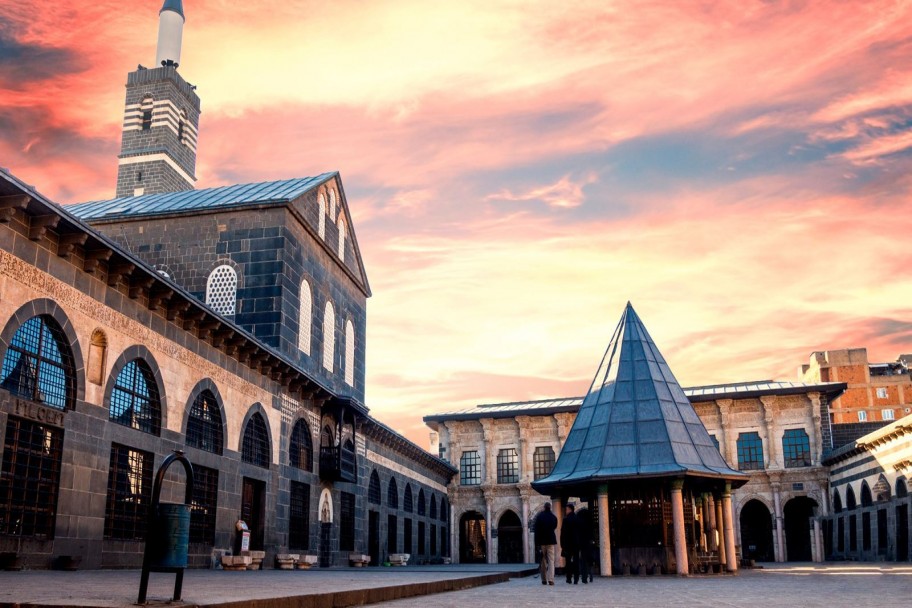 Uçaklı Butik Gap Turu İstanbul Çıkışlı