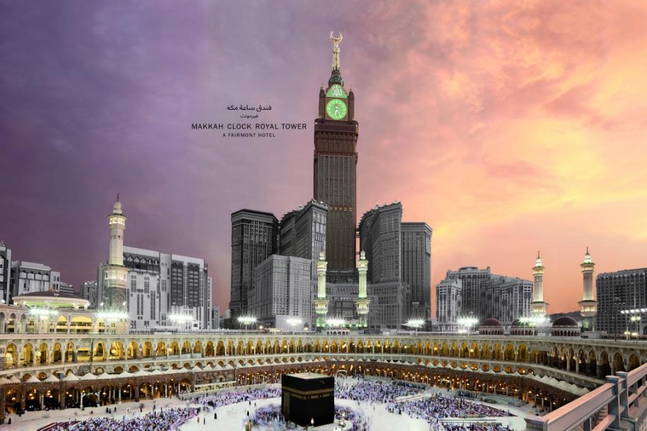 FAİRMONT CLOCK TOWER